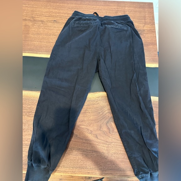 Joggers - Picture 2 of 4